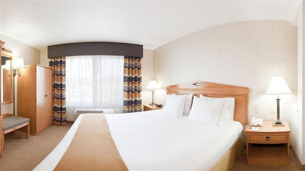 Holiday Inn Express Elk Grove West I-5 By Ihg Zewnętrze zdjęcie