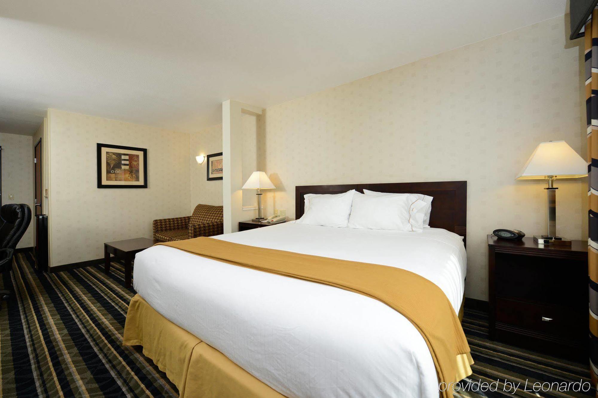 Holiday Inn Express Elk Grove West I-5 By Ihg Zewnętrze zdjęcie