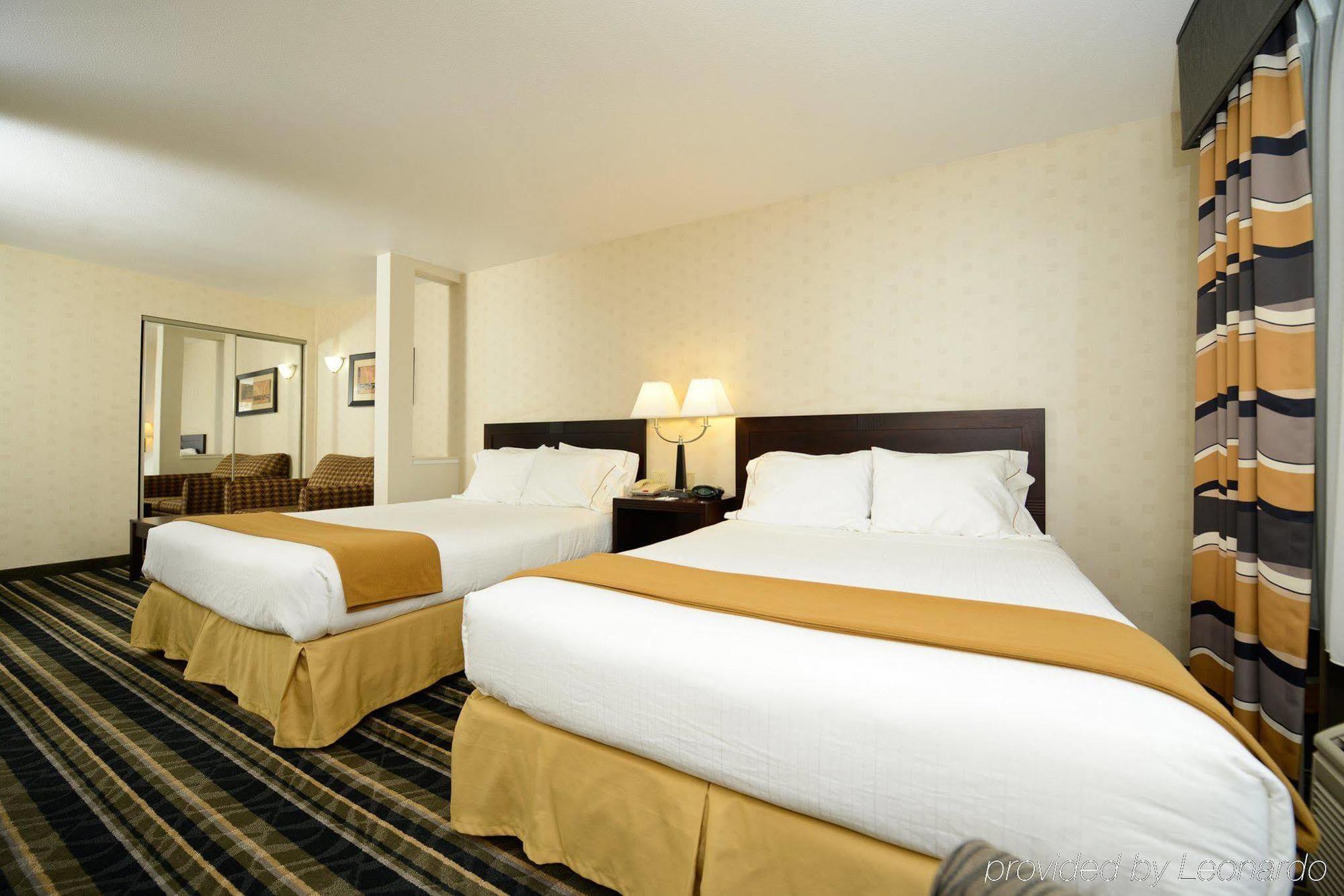 Holiday Inn Express Elk Grove West I-5 By Ihg Zewnętrze zdjęcie